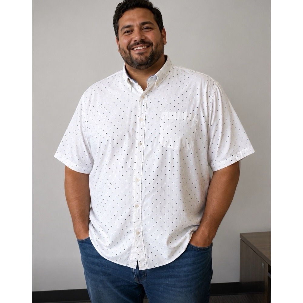 Crown & Ivory White Blue Polka Dot Short Sleeve Button Front Shirt